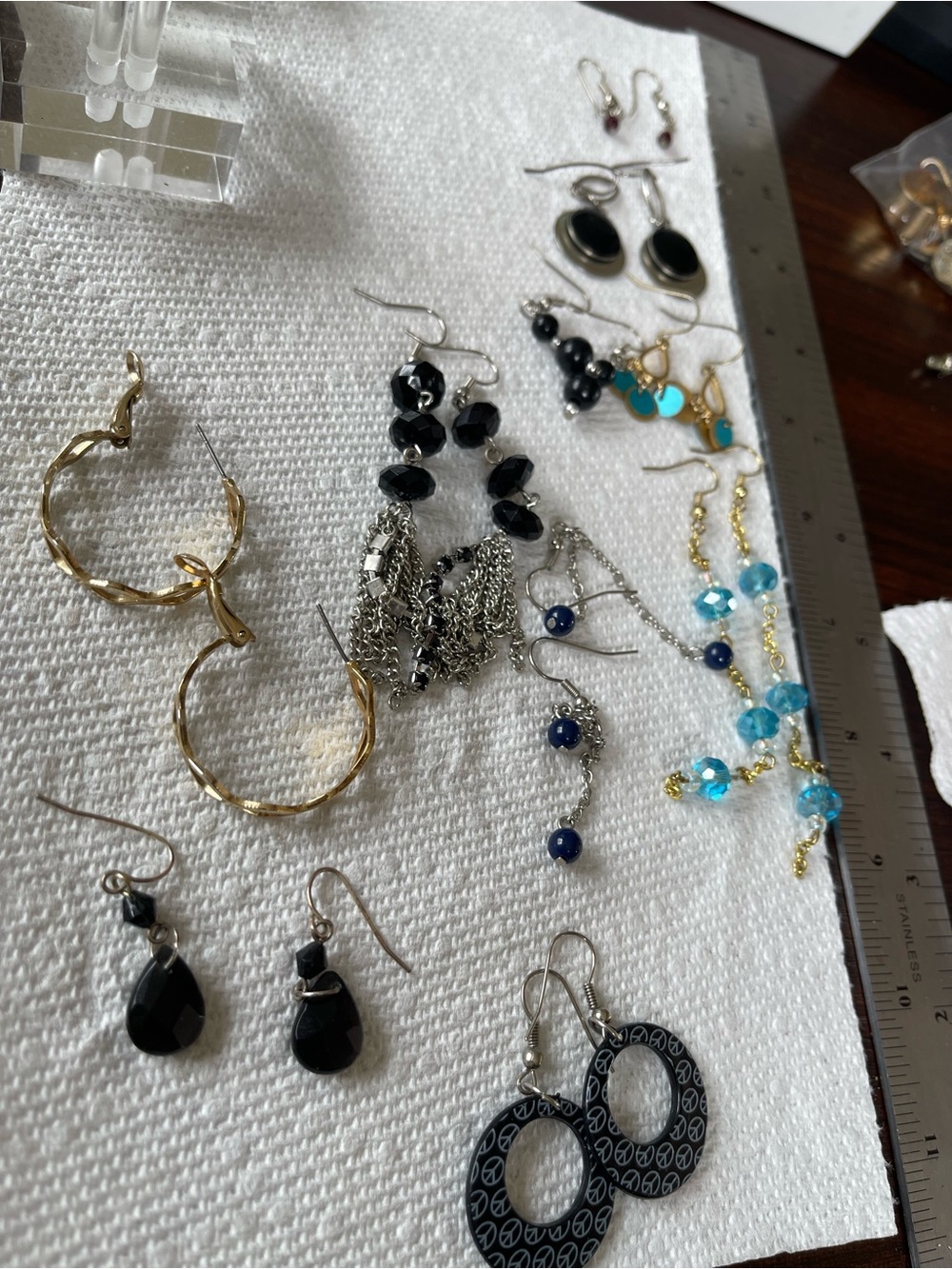 10 pr gold and silver tone pierced Earrings - Unbranded